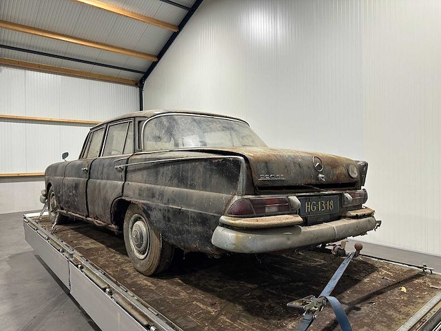 Mercedes-benz 220 se oldtimer schuurvondst hg-13-18 - afbeelding 19 van  23
