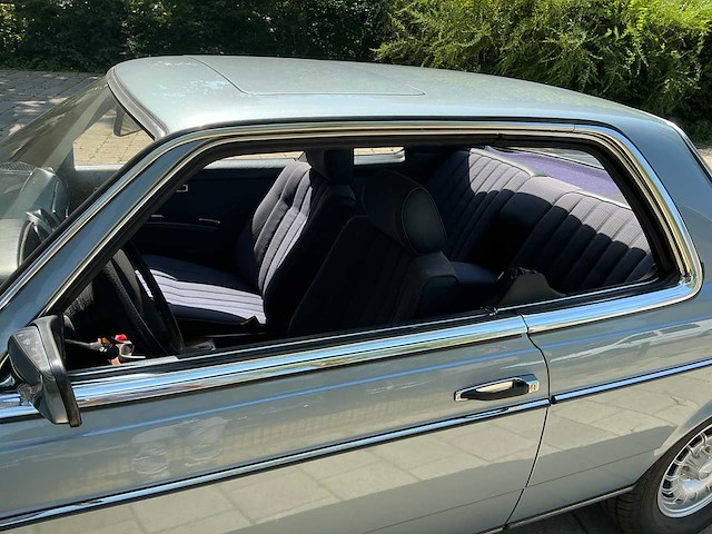 Mercedes-benz 230ce oldtimer - afbeelding 8 van  40