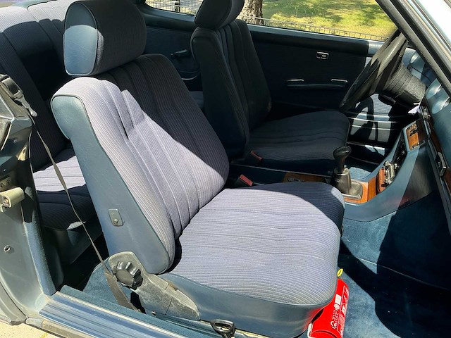 Mercedes-benz 230ce oldtimer - afbeelding 11 van  40