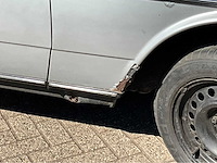 Mercedes-benz 230ce personenauto - afbeelding 13 van  24