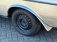Mercedes-benz 230ce personenauto - afbeelding 5 van  6