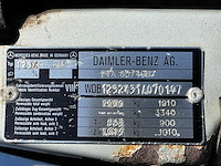 Mercedes-benz 230ce personenauto - afbeelding 6 van  6