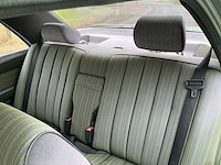 Mercedes-benz 250d (w124) personenauto - afbeelding 14 van  27