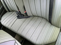 Mercedes-benz 250d (w124) personenauto - afbeelding 15 van  27