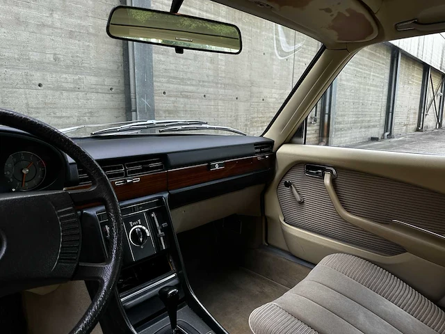 Mercedes-benz 280 se w116 240pk 1977 - afbeelding 15 van  43