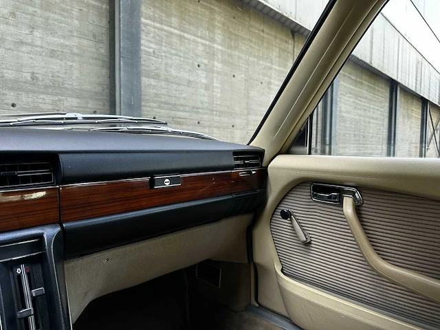 Mercedes-benz 280 se w116 240pk 1977 - afbeelding 13 van  43