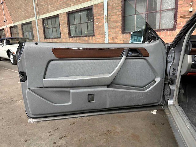 Mercedes-benz 300 ce 200-500 (w124) 179pk 1988, lz-bs-56 - afbeelding 18 van  32