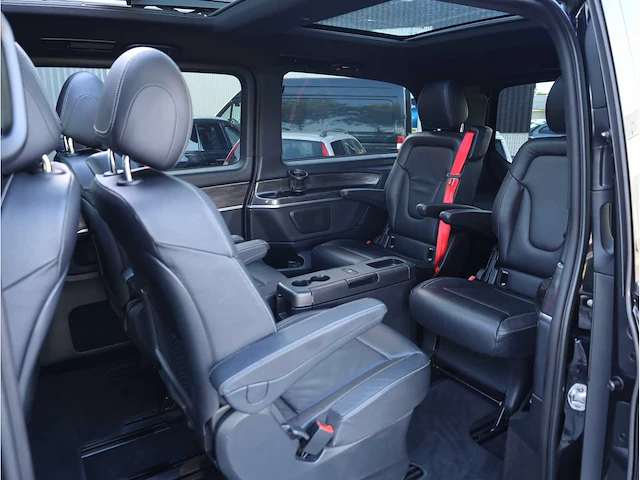 Mercedes-benz 300d v-klasse lang avantgarde edition 2020 automaat, kgj-27-k - afbeelding 29 van  47