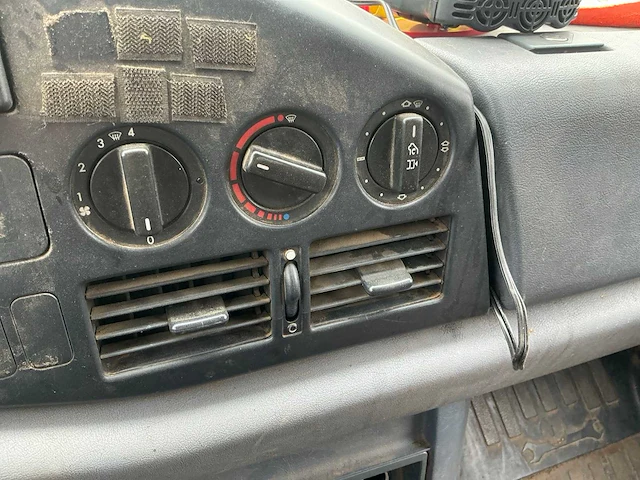 Mercedes-benz 308d sprinter ( kipper ) bedrijfswagen - afbeelding 19 van  20