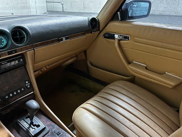 Mercedes-benz 380 sl 3.8 v8 (softtop) 155pk 1985 sl-klasse oldtimer - afbeelding 7 van  38