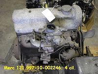 Mercedes-benz 4-cylinder engine | original german classic engine - afbeelding 2 van  4