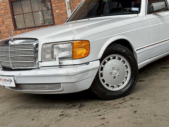 Mercedes-benz 560 sel sedan 4-deurs 5.6 v8 sohc 16v 1990 - afbeelding 19 van  22