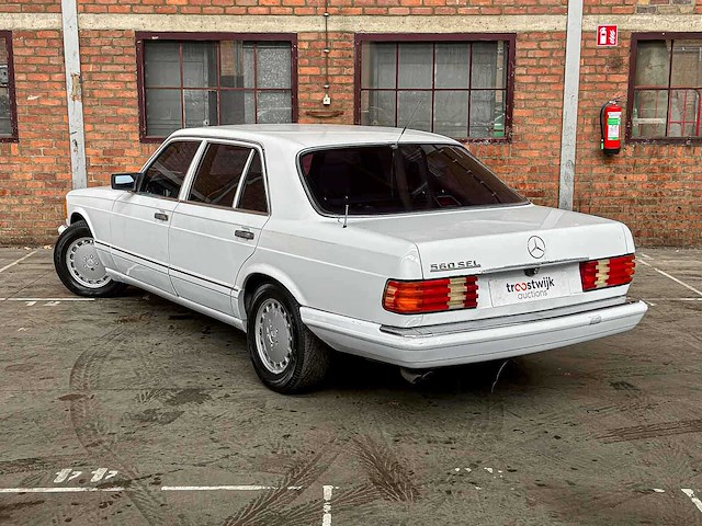 Mercedes-benz 560 sel sedan 4-deurs 5.6 v8 sohc 16v 1990 - afbeelding 36 van  37