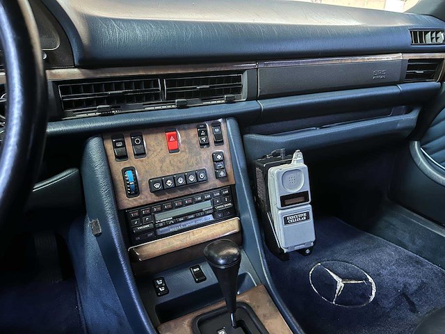 Mercedes-benz 560 sel sedan 4-deurs 5.6 v8 sohc 16v 1990 - afbeelding 12 van  37
