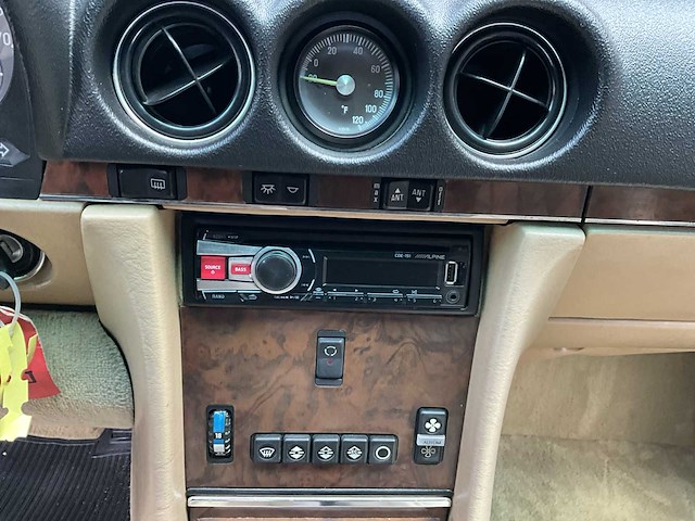 Mercedes-benz 560 sl - personenauto - afbeelding 3 van  15