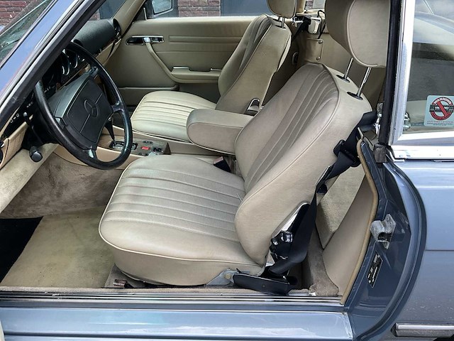 Mercedes-benz 560 sl - personenauto - afbeelding 14 van  15