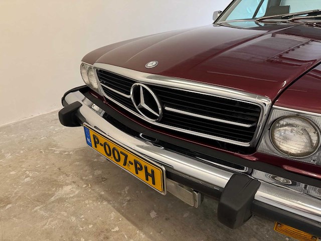 Mercedes-benz 560 sl (r107) oldtimer cabriolet - afbeelding 3 van  94