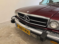 Mercedes-benz 560 sl (r107) oldtimer cabriolet - afbeelding 3 van  94