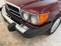 Mercedes-benz 560 sl (r107) oldtimer cabriolet - afbeelding 4 van  94