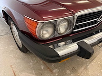 Mercedes-benz 560 sl (r107) oldtimer cabriolet - afbeelding 5 van  94