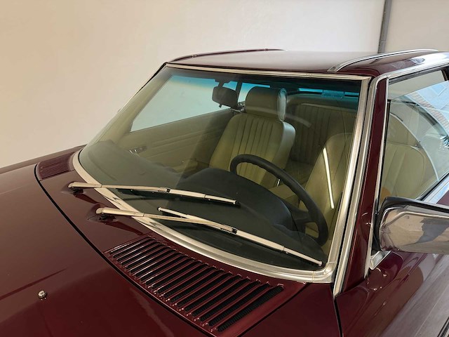 Mercedes-benz 560 sl (r107) oldtimer cabriolet - afbeelding 6 van  94