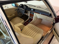 Mercedes-benz 560 sl (r107) oldtimer cabriolet - afbeelding 11 van  94