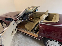 Mercedes-benz 560 sl (r107) oldtimer cabriolet - afbeelding 37 van  94