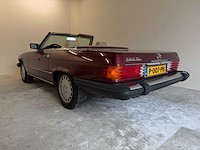 Mercedes-benz 560 sl (r107) oldtimer cabriolet - afbeelding 43 van  94