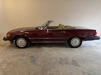 Mercedes-benz 560 sl (r107) oldtimer cabriolet - afbeelding 46 van  94