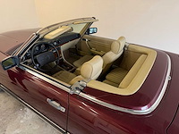 Mercedes-benz 560 sl (r107) oldtimer cabriolet - afbeelding 47 van  94