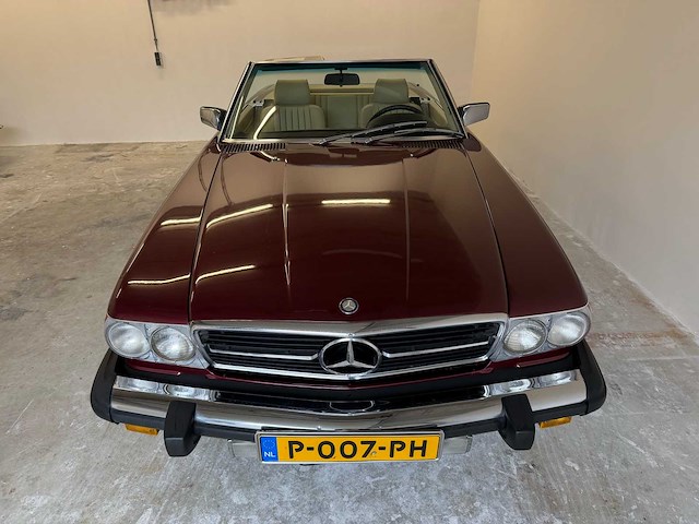 Mercedes-benz 560 sl (r107) oldtimer cabriolet - afbeelding 53 van  94