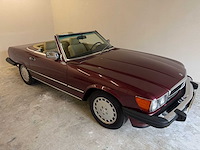 Mercedes-benz 560 sl (r107) oldtimer cabriolet - afbeelding 54 van  94