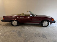 Mercedes-benz 560 sl (r107) oldtimer cabriolet - afbeelding 55 van  94