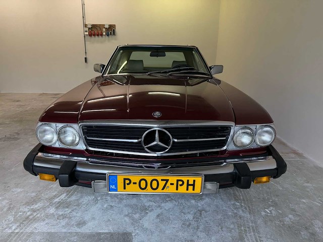 Mercedes-benz 560 sl (r107) oldtimer cabriolet - afbeelding 56 van  94