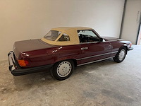 Mercedes-benz 560 sl (r107) oldtimer cabriolet - afbeelding 70 van  94
