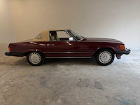 Mercedes-benz 560 sl (r107) oldtimer cabriolet - afbeelding 75 van  94