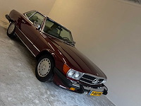 Mercedes-benz 560 sl (r107) oldtimer cabriolet - afbeelding 77 van  94