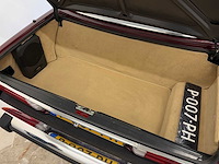 Mercedes-benz 560 sl (r107) oldtimer cabriolet - afbeelding 90 van  94