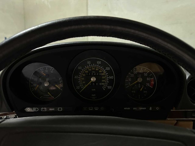 Mercedes-benz 560sl 5.6 v8 230pk 1987 sl-klasse youngtimer - afbeelding 14 van  35