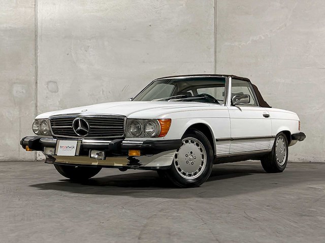 Mercedes-benz 560sl 5.6 v8 230pk 1987 sl-klasse youngtimer - afbeelding 22 van  35