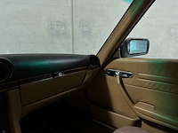 Mercedes-benz 560sl 5.6 v8 230pk 1987 sl-klasse youngtimer - afbeelding 11 van  28