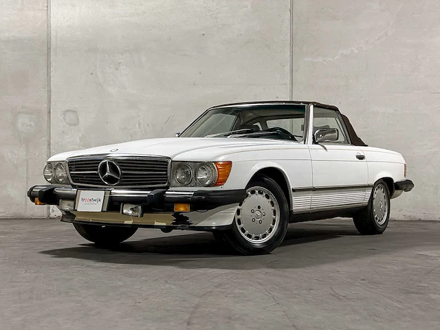 Mercedes-benz 560sl 5.6 v8 230pk 1987 sl-klasse youngtimer - afbeelding 3 van  36