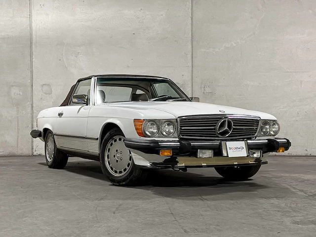 Mercedes-benz 560sl 5.6 v8 230pk 1987 sl-klasse youngtimer - afbeelding 8 van  36