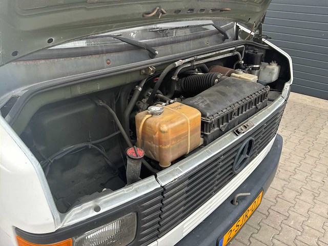 Mercedes-benz 609 d camper - afbeelding 12 van  36