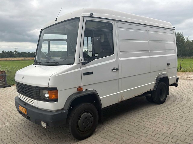 Mercedes-benz 609 d camper - afbeelding 34 van  36