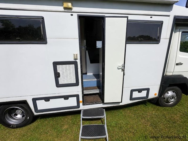 Mercedes-benz 814 camper - afbeelding 19 van  25
