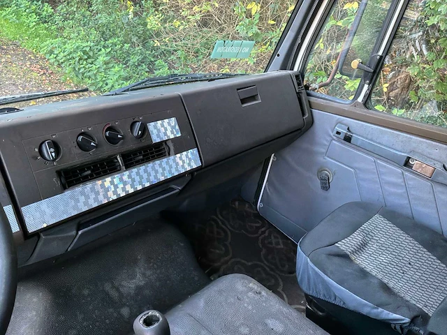 Mercedes-benz 814 vrachtwagen - afbeelding 11 van  23