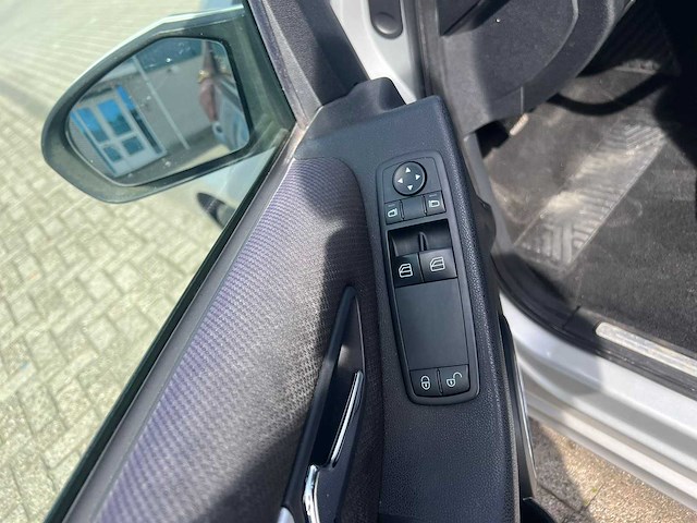Mercedes-benz a-klasse - 170 avantgarde, 06-pn-nn - afbeelding 4 van  15