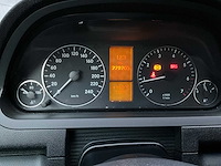 Mercedes-benz a-klasse - personenauto (schade) - afbeelding 2 van  12