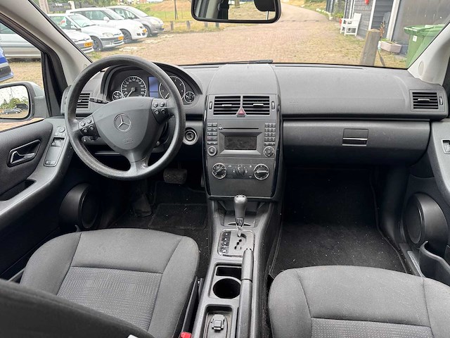 Mercedes-benz a-klasse 150 business class automaat 83-jvs-4 - afbeelding 1 van  14